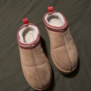Cozy Tan Slippers with Red Trim